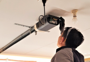 How to Replace Garage Door Opener Battery Full DIY Guide