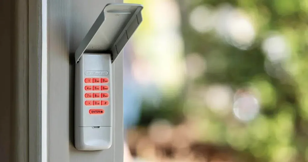 How to Tell If a LiftMaster Keypad Was Reset Correctly